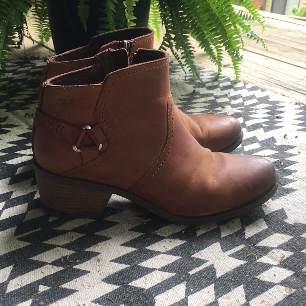Teva Boot